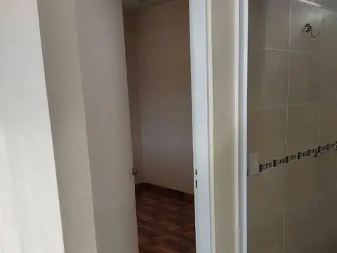 Casa en Venta en Barrio Parque Leloir, USD 170.000