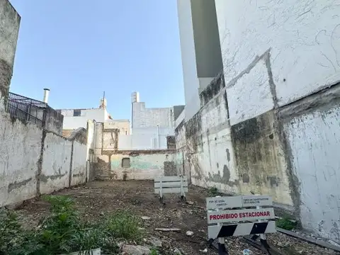 VENTA Lote con plano aprobados y demolido - 1000 m2 vendibles en Villa del Parque