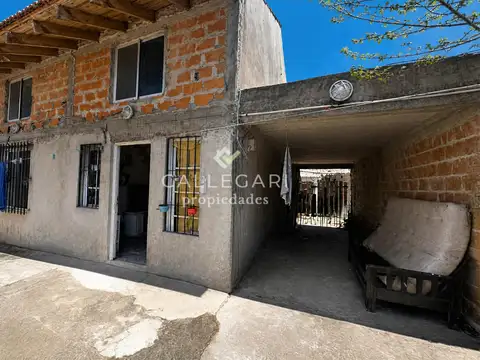 Casa 4 ambientes a refaccionar en venta - Hudson