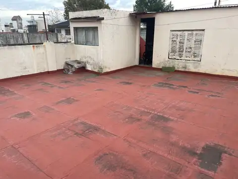 VENTA PH 3 AMB. AL FRENTE -APTO CREDITO  LANUS O