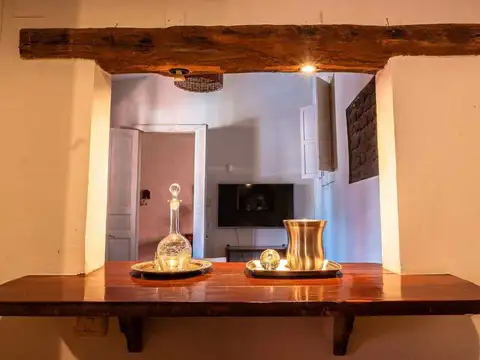 Casa 8 ambientes con 3 baños