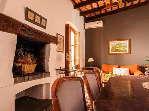 VENTA CASONA NOGAL HISTÓRICO CON BAJADA AL RIO