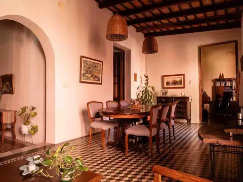 VENTA CASONA NOGAL HISTÓRICO CON BAJADA AL RIO