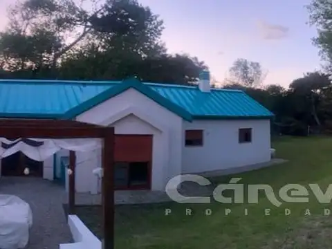 Casa 7 ambientes con 5 baños