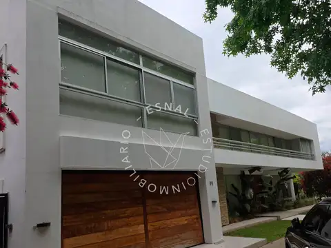 Venta Casa 5 Dorm. - Los Alamos Club de Campo - Ibarlucea