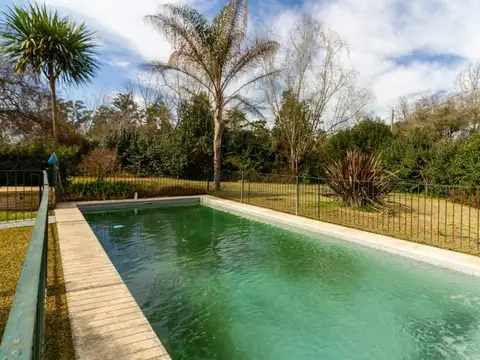 Lago Colahue Huapi 300