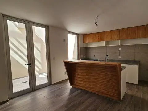 VENTA PH DEPARTAMENTO TIPO CASA BARRIO DE ALMAGRO