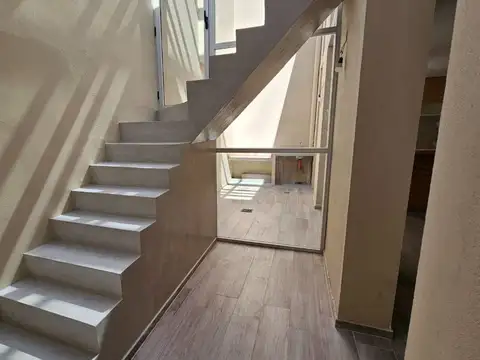 Depto Tipo Casa 3 ambientes con 1 baño