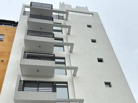 Departamento en Alquiler en Moron Norte, $ 450.000