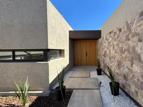 Casa en Venta en Las Canitas, USD 280.000