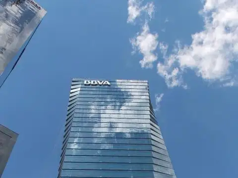 Av. Leandro N. Alem al 800