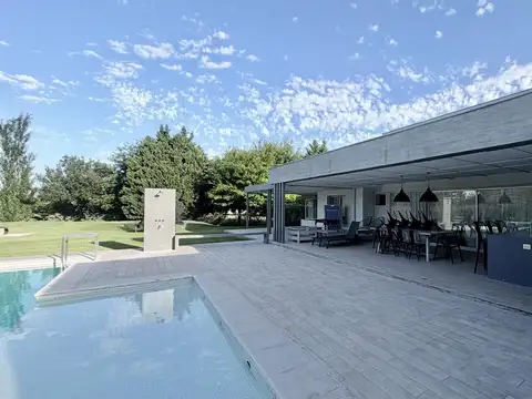 Casa en Alquiler Temporal en Ibarlucea, USD 2.500