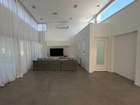 Casa en Alquiler Temporal al Sur