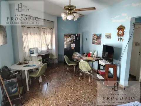 Casa 3 ambientes en venta en Castelar