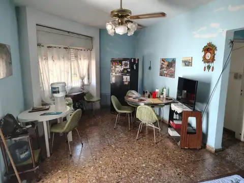 Casa 3 ambientes en venta en Castelar