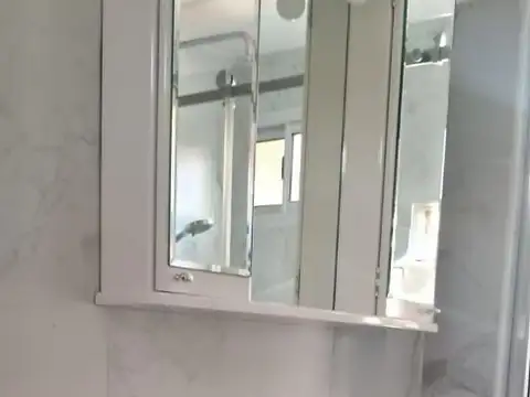 Depto Tipo Casa en Alquiler con 3 cocheras