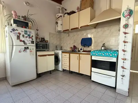 Casa 5 ambientes con 1 baño