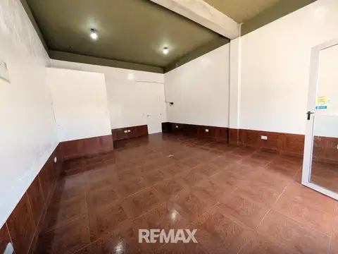 Local en Alquiler en Lambertucci, $ 800.000