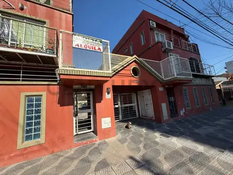 Muñoz 5000, Piso 0
