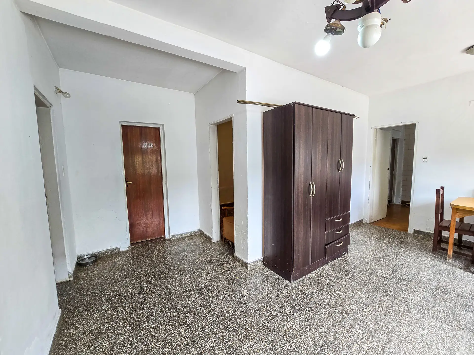 Casa 3 amb. + Depto. 2 amb. Ap. Crédito- Nápoles y Int. Rufino Inda
