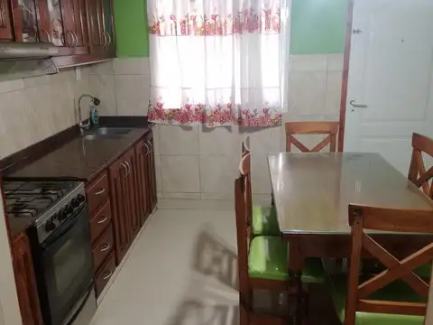 Casa en Alquiler en Villa De Mayo, $ 1.050.000