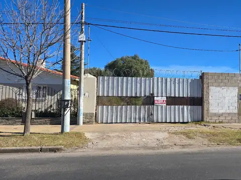 Galpón en alquiler de 350m2 ubicado en San Luis