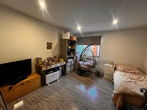 Casa con depto independiente en venta – Alfar, Zona sur