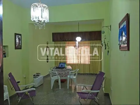 Casa 3 ambientes con 2 baños