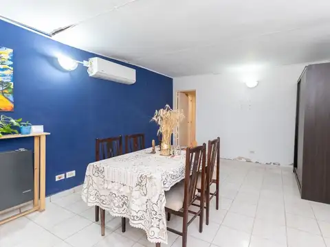 Casa 6 ambientes con 1 baño