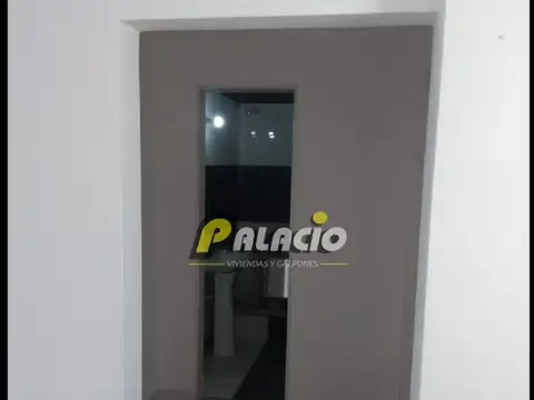 Depto Tipo Casa en Alquiler de 2 dormitorios