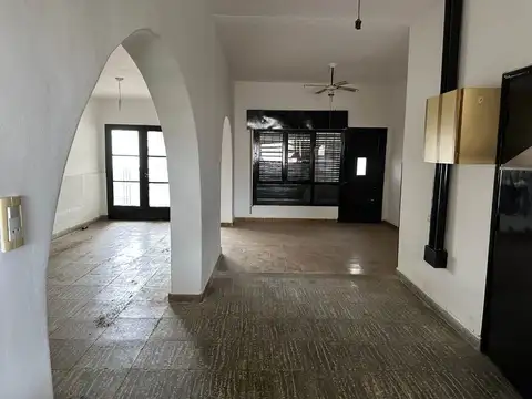 Casa en Alquiler en Parque Liceo, $ 750.000