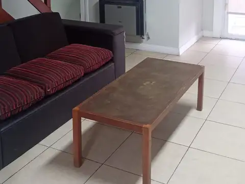 Depto Tipo Casa 4 ambientes con 2 baños