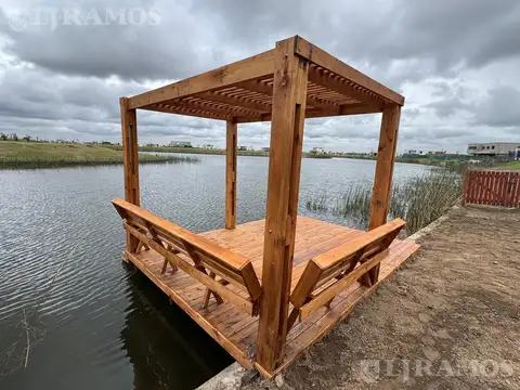 Casa 5 ambientes con 6 baños