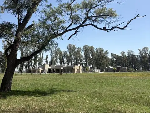Terreno en Venta en Los Tres Pinos, USD 23.000