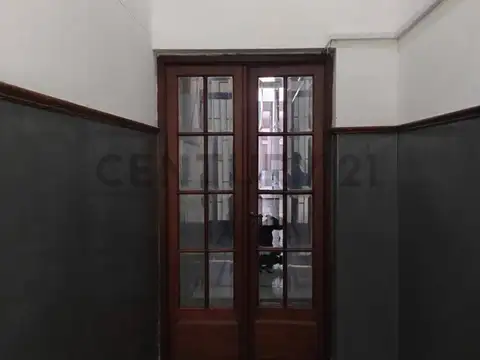 Tacuari 1700, Piso 0