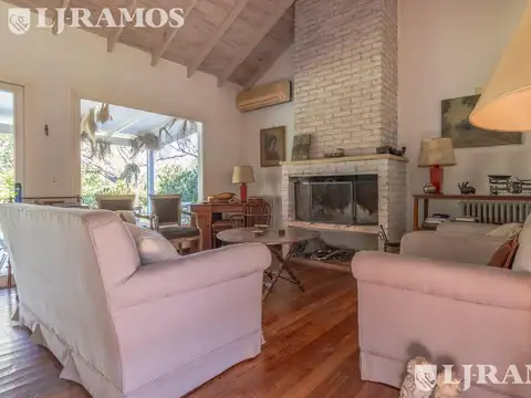 VENTA. Casa planta baja. B Cerrado Pilar Joven. Altura km 47 Panam. ramal Pilar