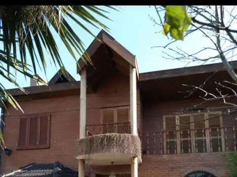 VENTA CHALET EN DOS PLANTAS EL JAGUEL.