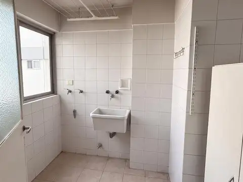 Departamento en Venta en Olivos Vias/Rio, USD 330.000