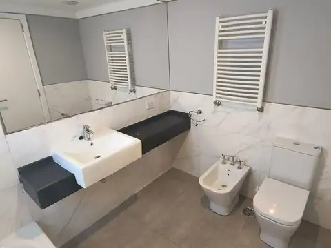 SEMIPISO DOS DORMITORIOS . PICHINCHA