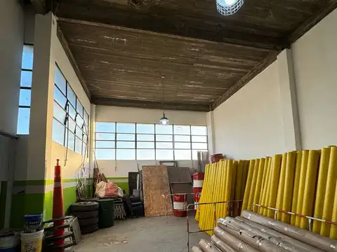 SOLIDO  INMUEBLE INDUSTRIAL + OFIC / VVDA/ SHOWROOM
