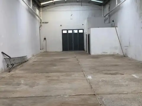 Galpon en Alquiler en Parque Chacabuco, $ 3.200.000