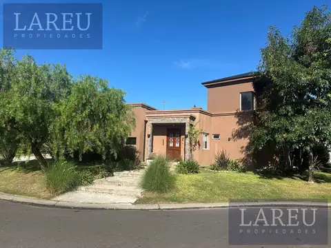 Casa en Santa Guadalupe, Pilar Del Este
