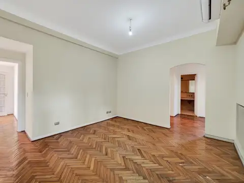 PISO EN VENTA - VILLA PUEYRREDON - 7 AMBIENTES