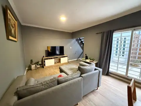 Depto Tipo Casa en Venta en Banfield, USD 93.000