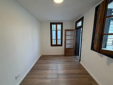 Casa de pasillo en Abasto a Estrenar