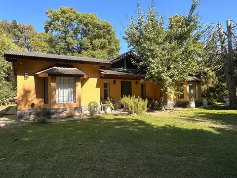 CASA QUINTA EN VENTA EL REMANSO 4 AMB EXALTACION DE LA CRUZ