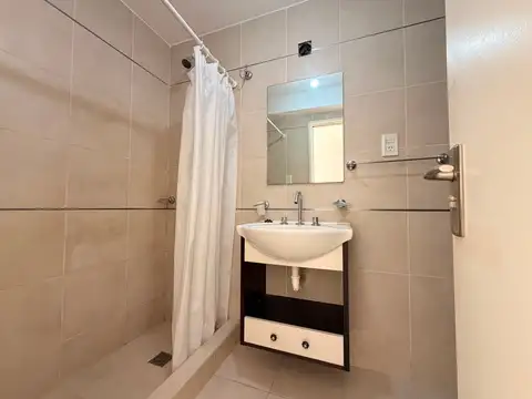 Departamento en Alquiler con 1 cocheras