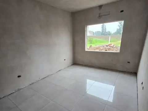 Casa 4 ambientes con 1 baño
