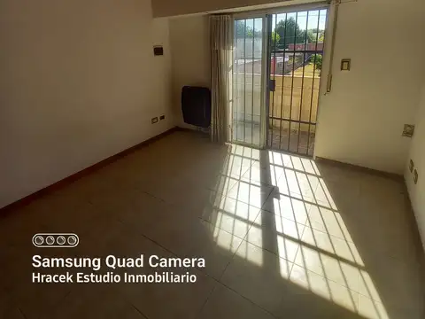 Depto Tipo Casa 2 ambientes con 1 baño