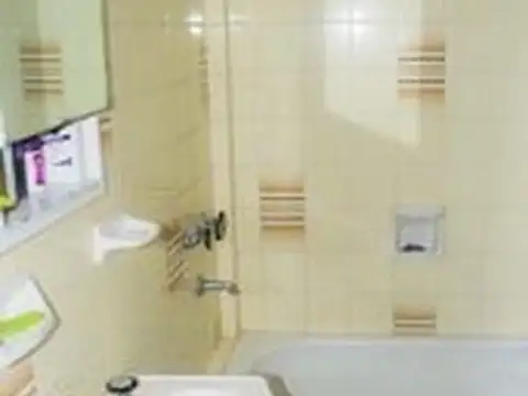 Departamento en Alquiler en Flores, $ 650.000